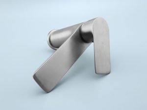 voi-lavabo-nong-lanh-inox-304-lni01